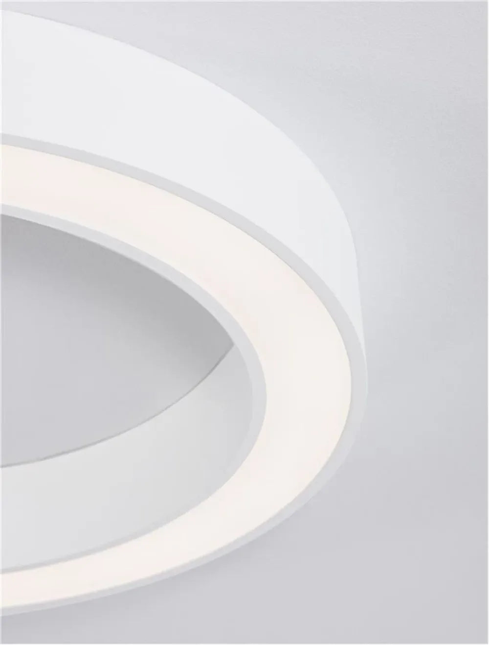 Plafoniera structura din Aluminiu Alb si abajur din Acrilic  H8xL60cm IP20 48W 3730lm 2700-4000k MORBIDO