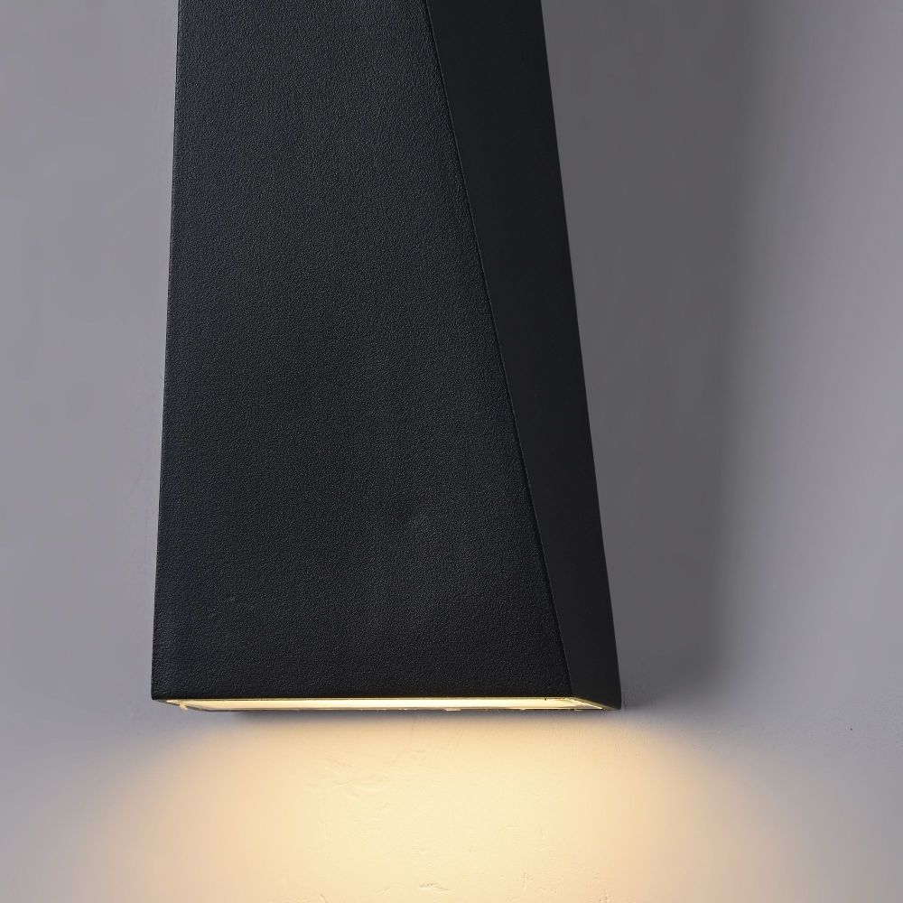 Aplica de perete pentru exterior din Metal Negru cu LED L9x9xH20cm Times Square