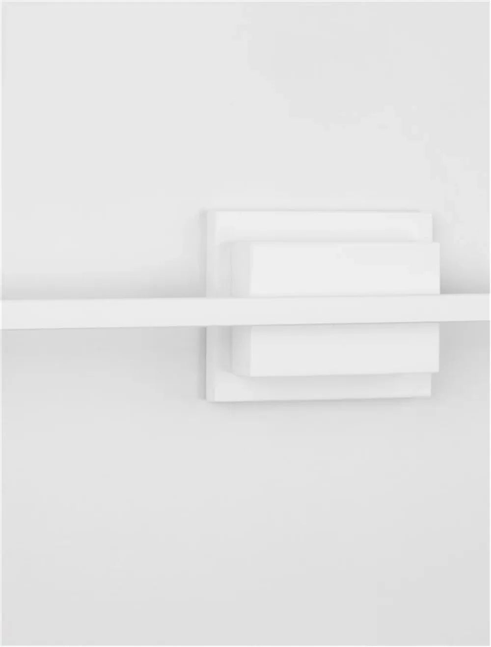 Aplica de perete structura din Aluminiu Alb si abajur din Acrilic  H11.8xL60.5cm IP20 12.5W 750lm 3000k AZURE