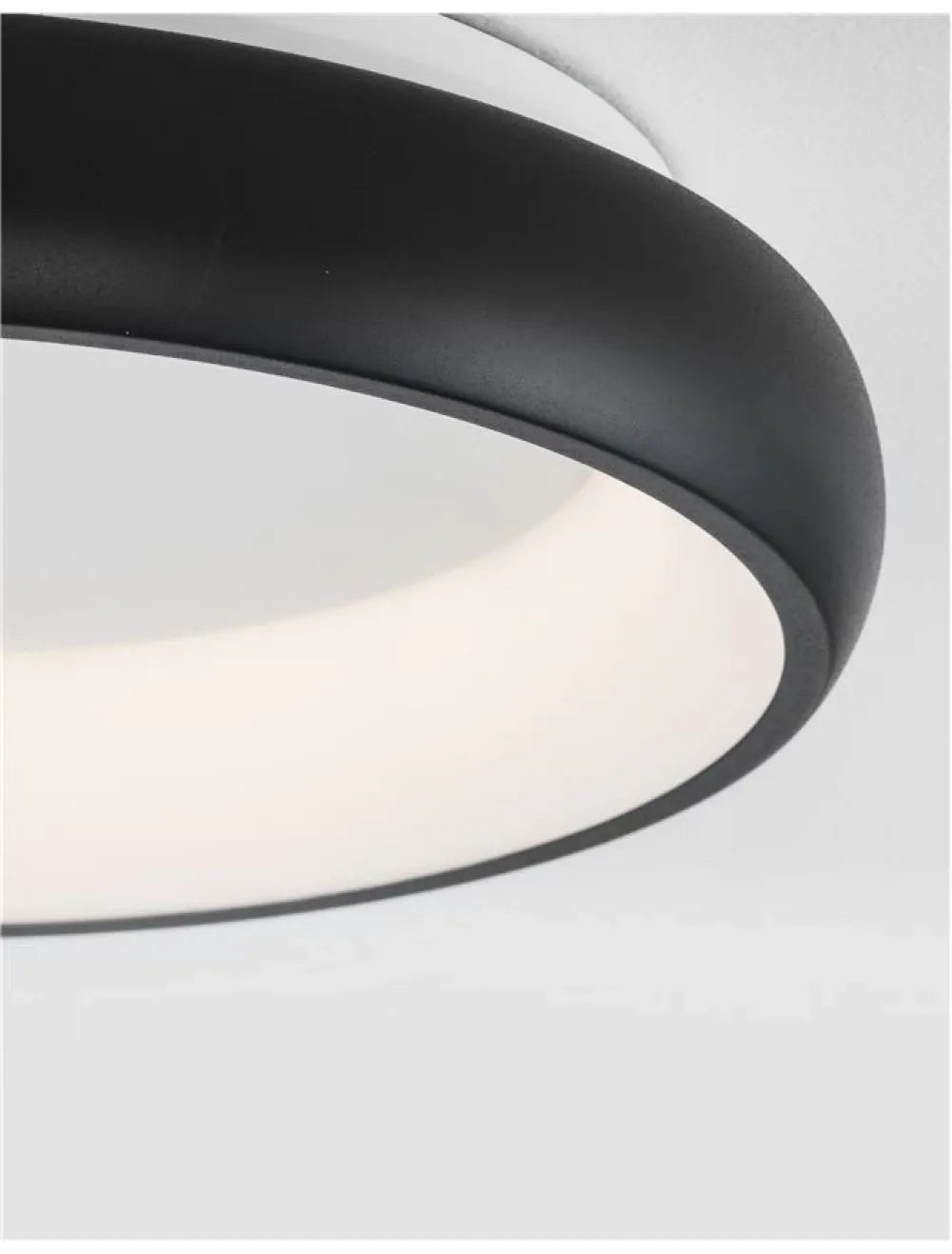 Plafoniera din Aluminiu Negru H8.5xL41cm IP20 32W 1952lm 3000k ALBI