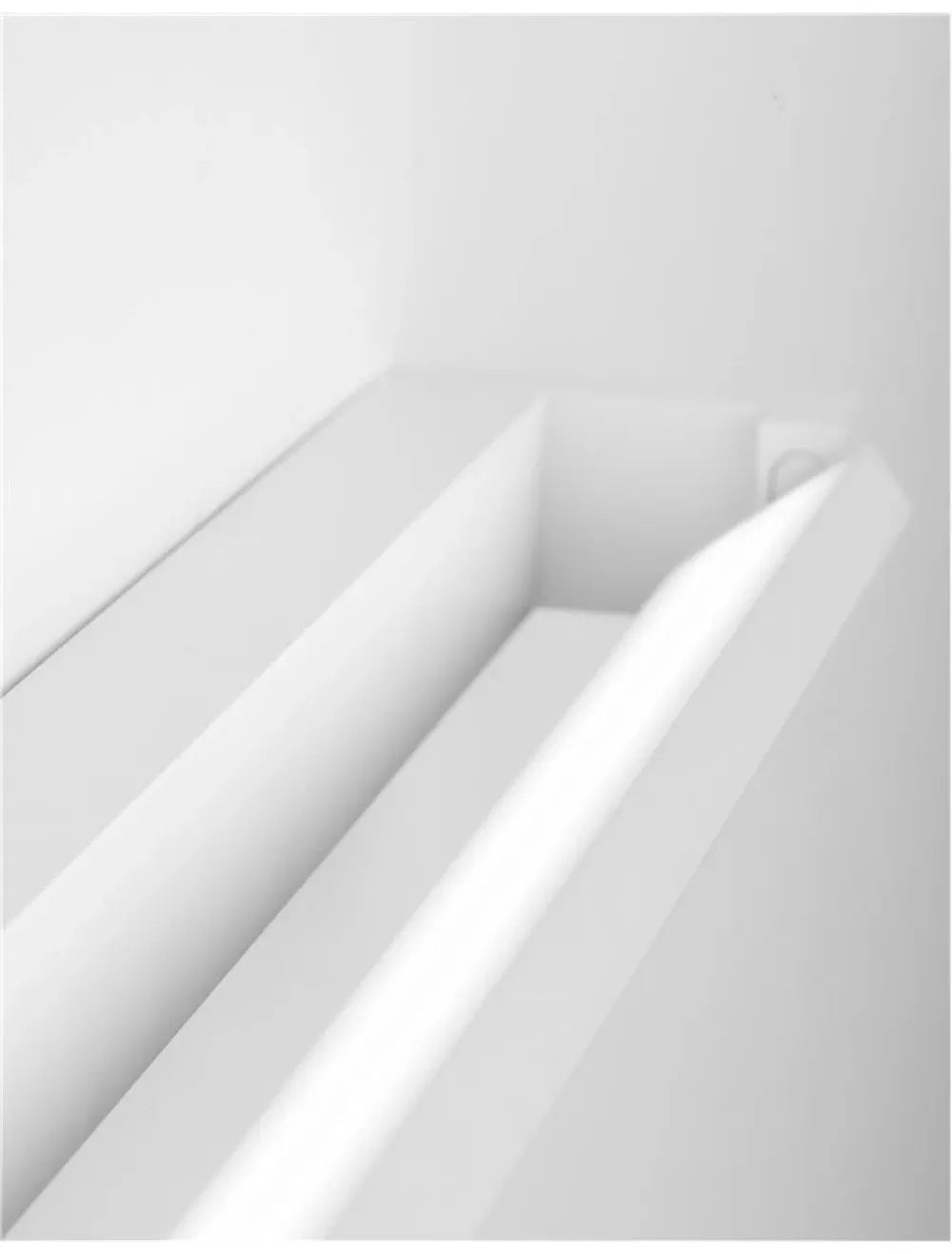 Aplica de perete structura din Aluminiu Alb si abajur din Acrilic  H4.2xL70cm IP20 20W 1811lm 3000k LINE