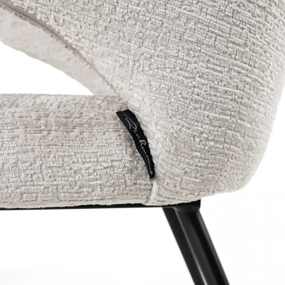 Scaun tapitat cu Stofa Crem cu picioare din Metal Negru H80xL60xA65cm Xandra Richmond Interiors