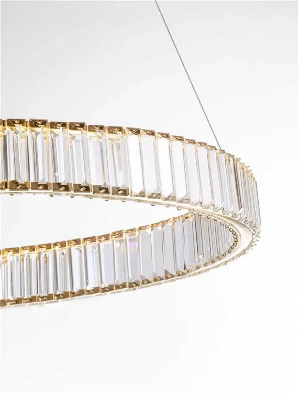 Lustra structura din Metal Auriu si abajur din Cristal Transparent H150xL80cm IP20 47W 4895lm 3500k AURELIA