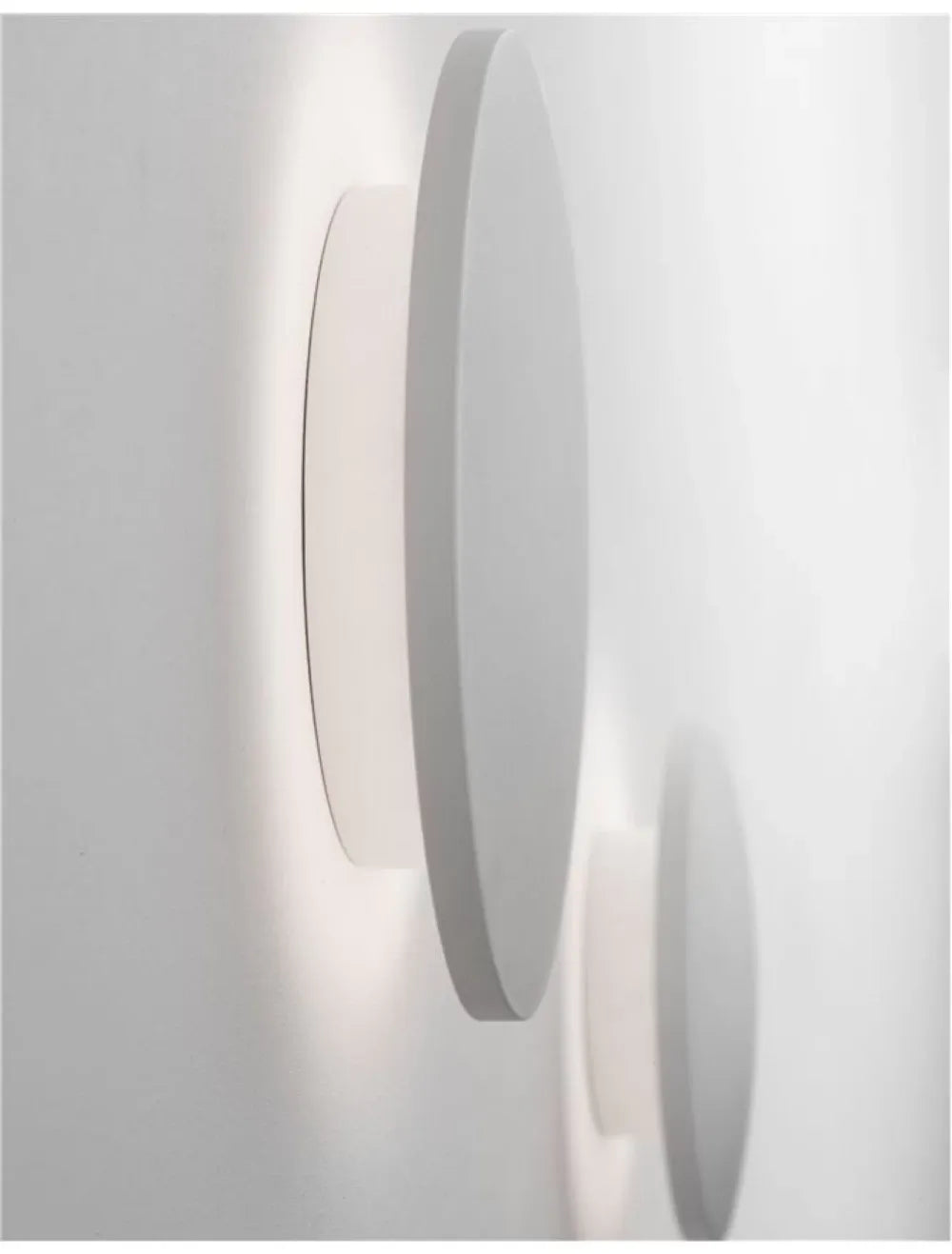 Aplica de perete structura din Metal Alb si abajur din Acrilic  H8xL13.5cm IP20 6W 487lm 3000k ASTRID