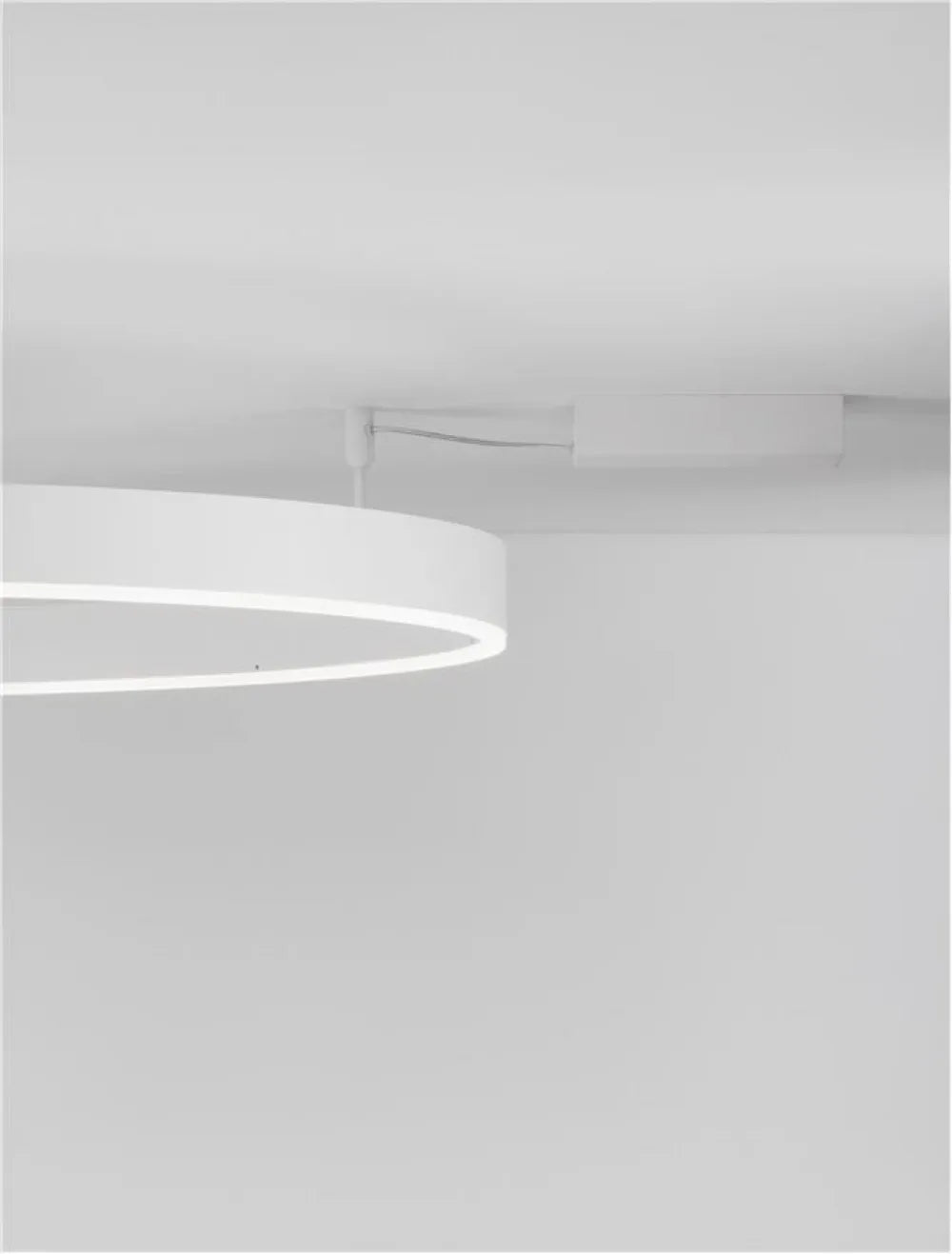 Plafoniera structura din Aluminiu Alb si abajur din Acrilic  H18xL100cm IP20 60W 4552lm 3000k MOTIF