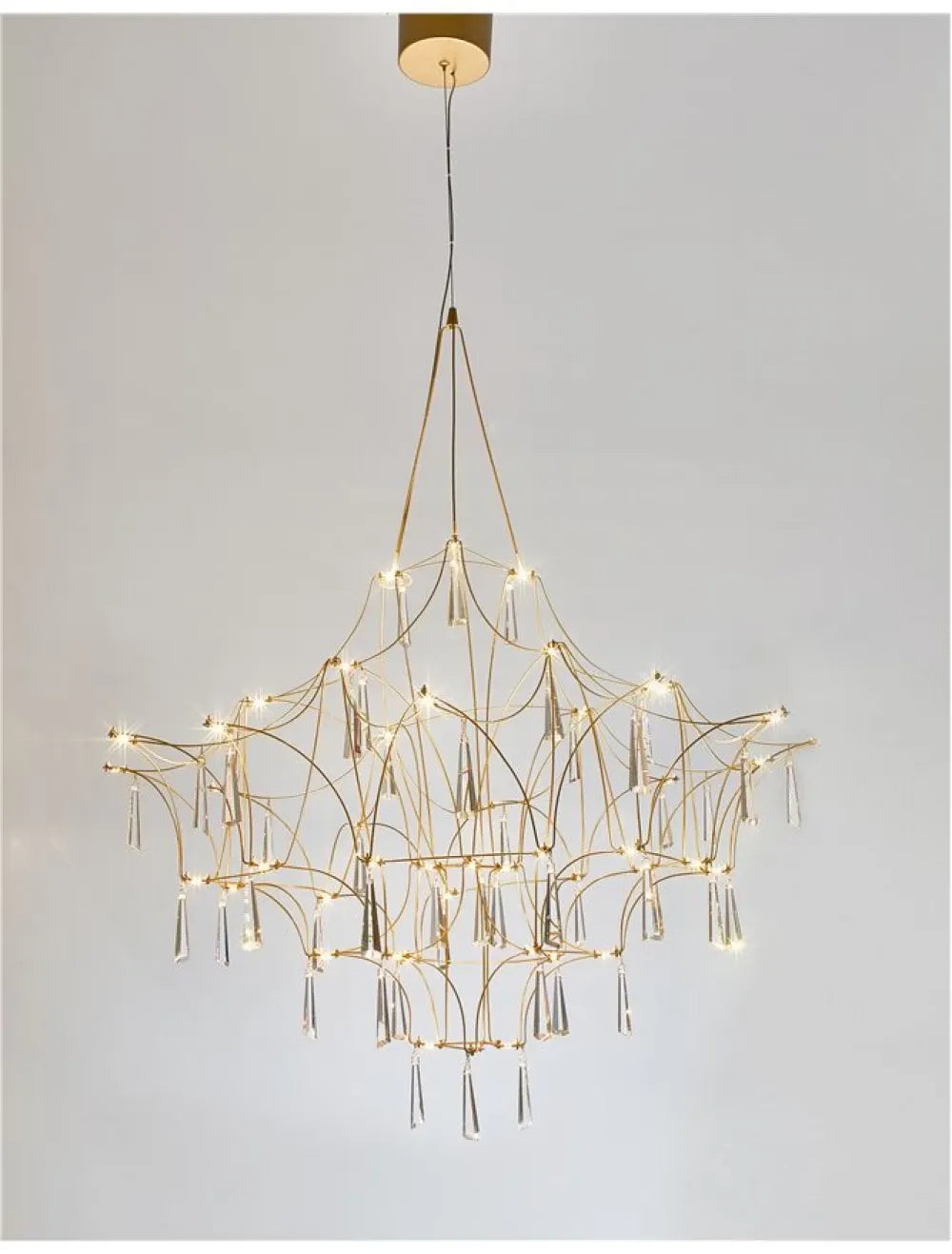 Candelabru structura din Metal Auriu si abajur din Cristal Transparent H160xL80cm IP20 20W 2000lm 3000k GORO