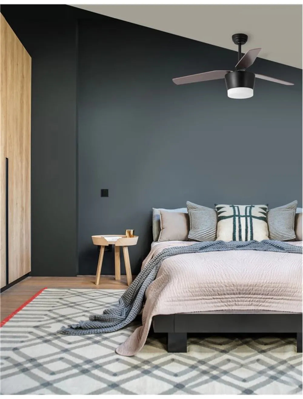 Ventilator structura din Metal Negru si abajur din Sticla Alb H38-51xL132cm IP20 18W 650lm 3000k MONSOON