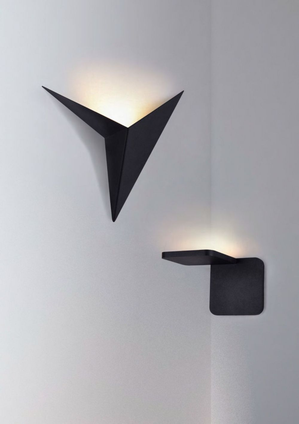 Aplica de perete din Metal Negru cu LED L24x7xH21cm Trame